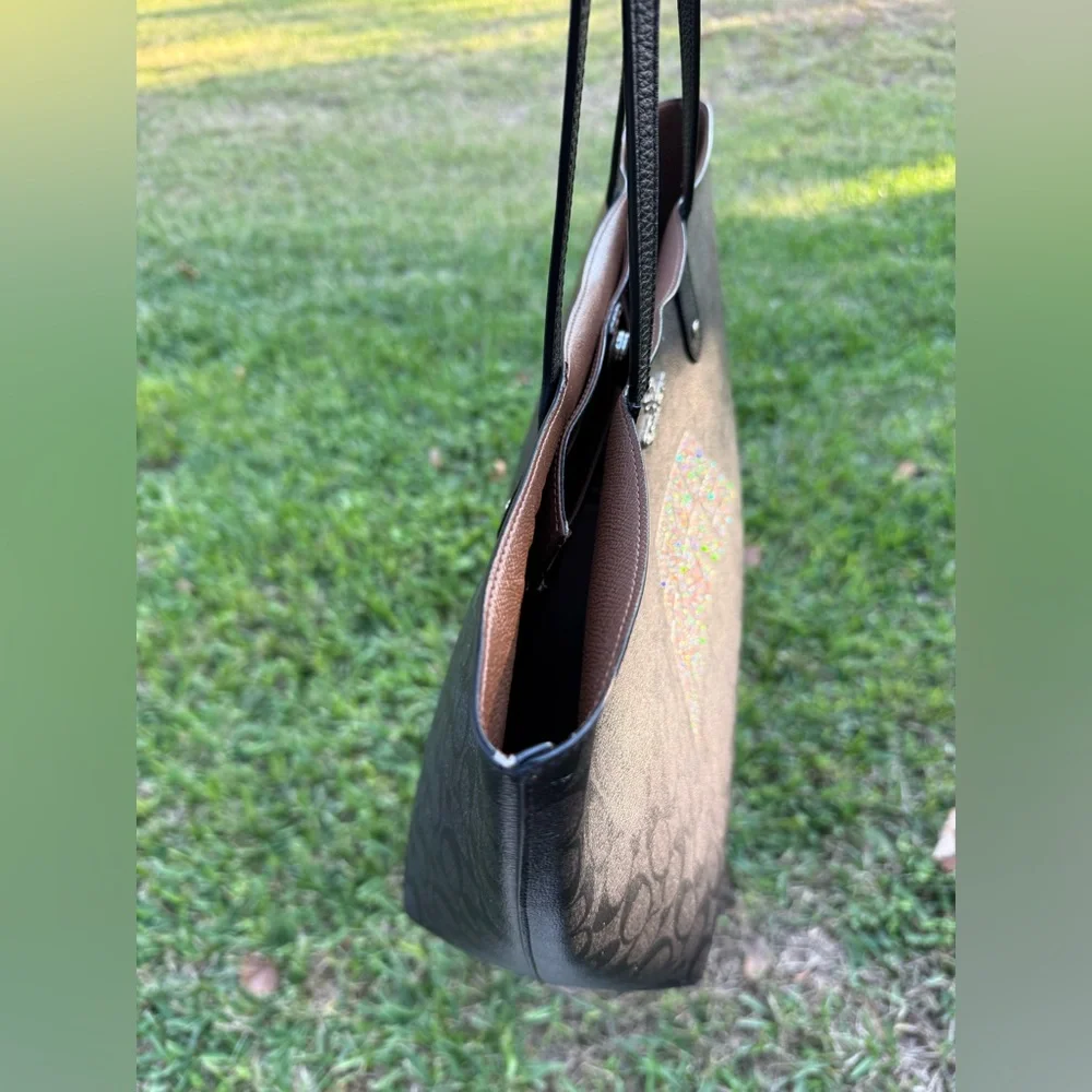 STAR WARS X COACH TOTE BLACK SILVER EUC - Picture 9 of 13